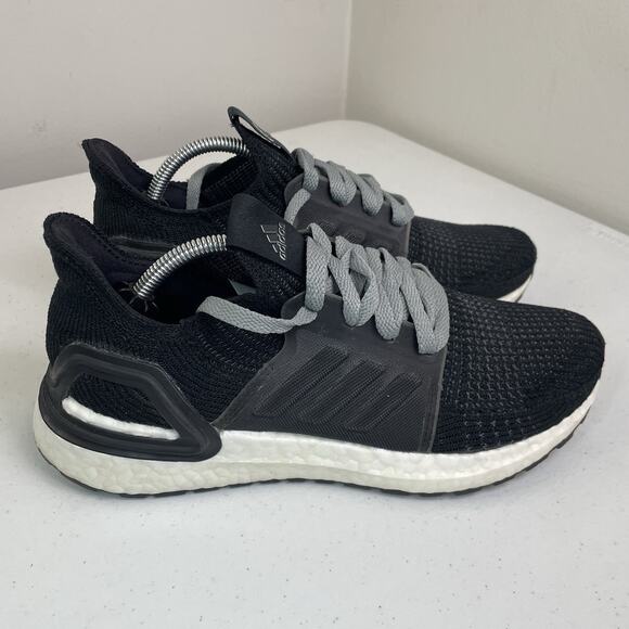 Adidas Women’s Size 7.5 Shoes UltraBoost 19 Core Black Knit Sneaker Running - Picture 6 of 10